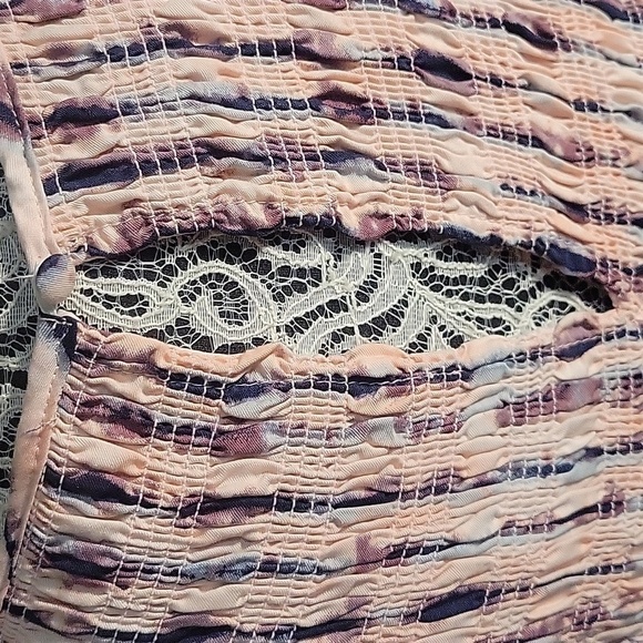 TORRID Trayon smocked baby doll top size 0 pink Sexy Summer Relaxed Fit Casual - Picture 6 of 8